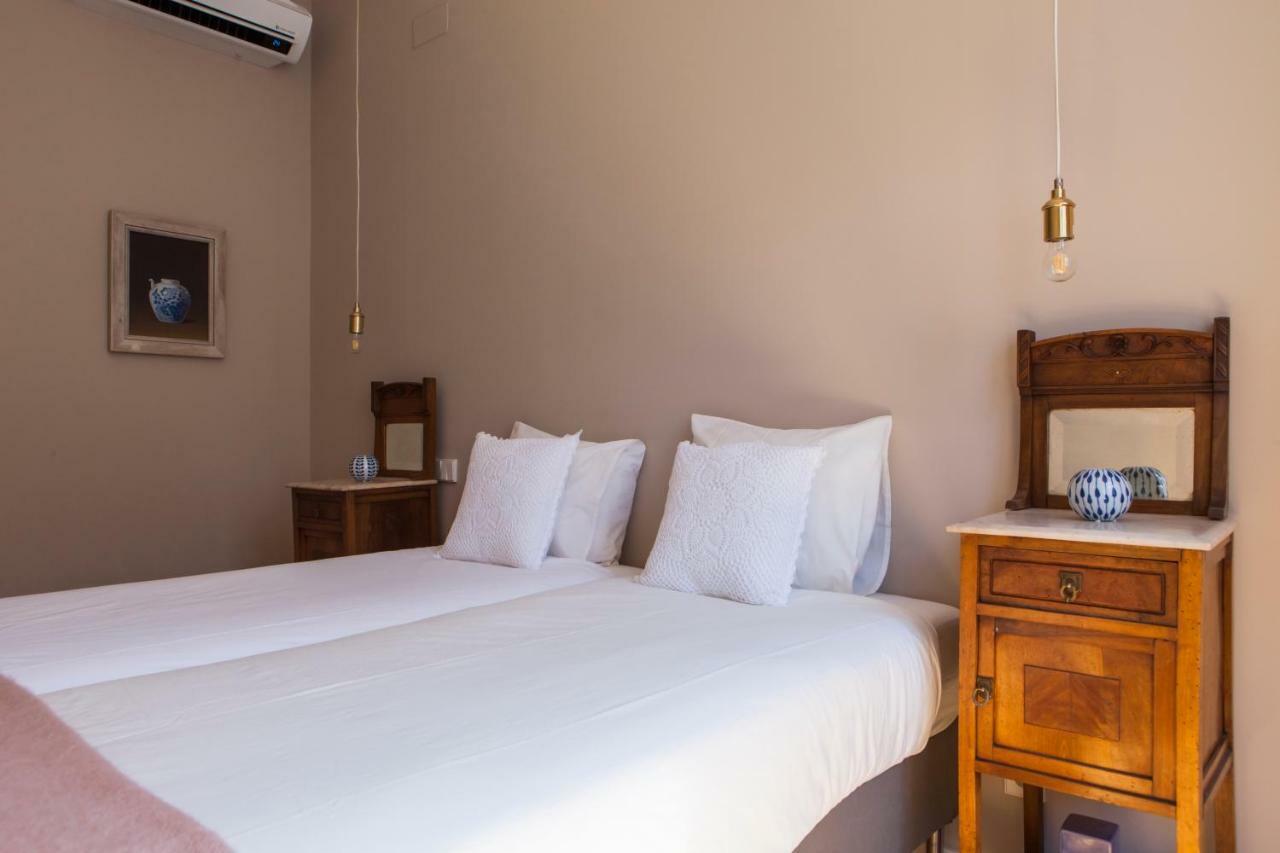 Alfama Baixa Spacious And Bright Apartment Blends The Historic And The Contemporary 2 Bedrs & 2 Bathrs Ac 18Th Century Building Lisboa Exteriör bild